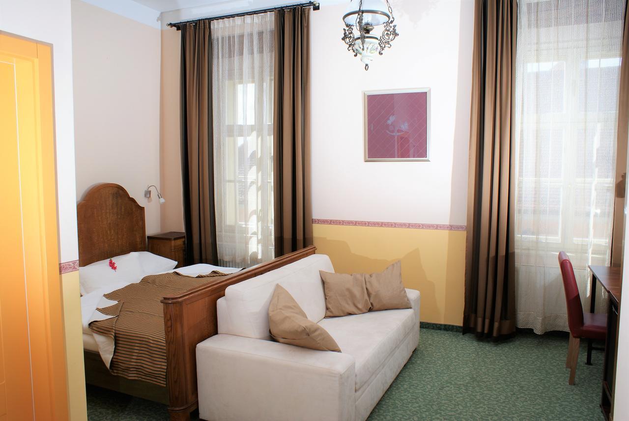 Hotel Park Ptuj Exterior foto